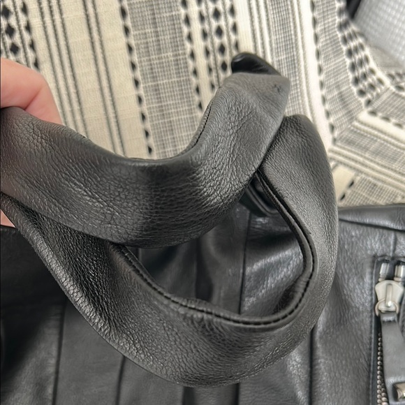 Elliot Lucca Black Leather shoulder bag - Picture 3 of 12